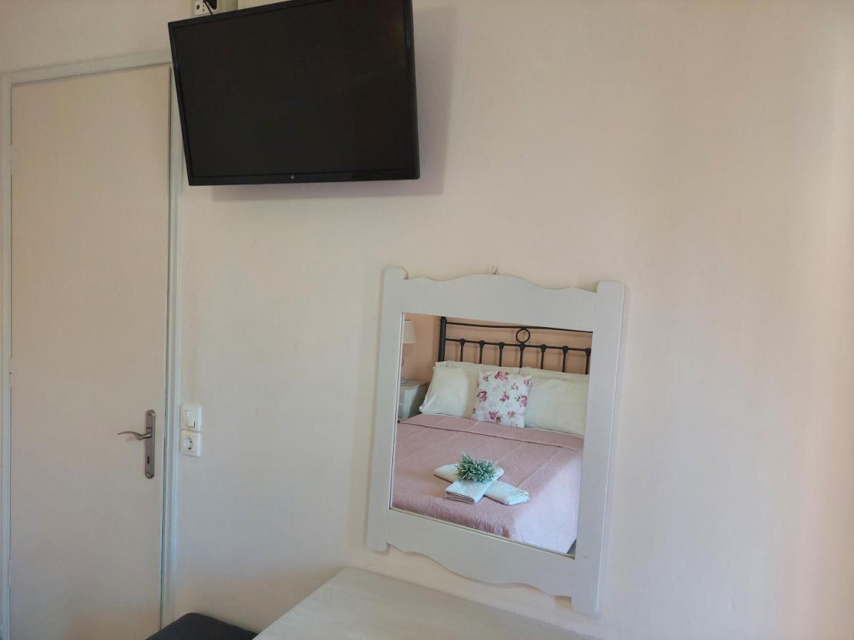 Panayota Apartments Kassiopi Ngoại thất bức ảnh